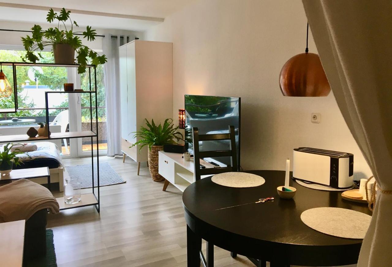 'Das Kleine Feine' - Ruhige, Helle Ferienwohnung Mit Parkplatz Und Balkon Pforzheim Exteriér fotografie