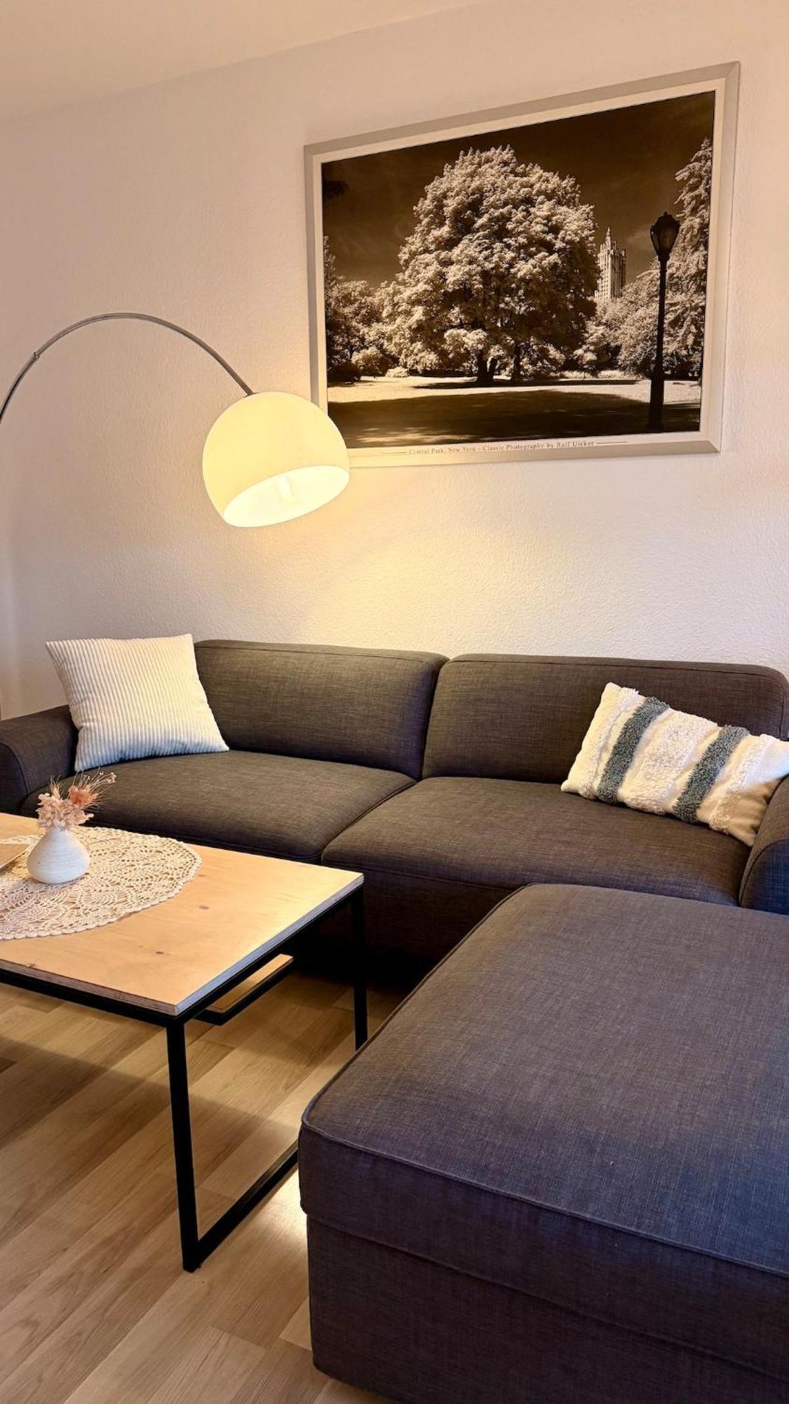 'Das Kleine Feine' - Ruhige, Helle Ferienwohnung Mit Parkplatz Und Balkon Pforzheim Exteriér fotografie